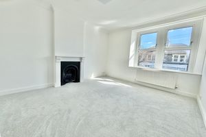 Lounge- click for photo gallery